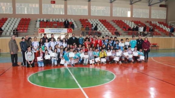 Yıldızlar Futsal İl Birinciliği Müsabakaları Yapıldı