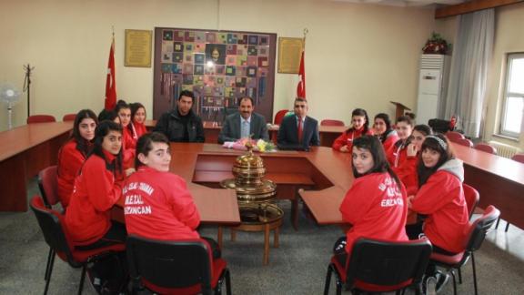 Gül-Celal Toraman Mesleki ve Teknik Anadolu Lisesi Kız Futbol Takımından Ziyaret