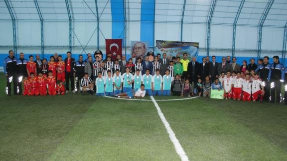 İl Emniyet Müdürlüğünün Organize Ettiği Futbol Müsabakası Yapıldı