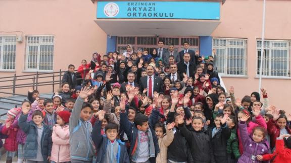 Akyazı Ortaokulundan Bayırbucak Türkmenlerine Yardım Kermesi