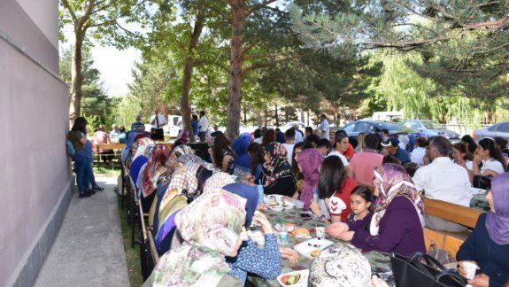 Erzincan Anadolu Lisesi Yaz Dönemi Destekleme ve Yetiştirme Kursları Başladı