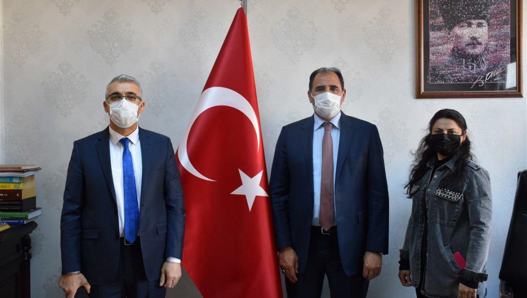Şehit Er Süleyman Aydın Ortaokulu'ndan Çağı Yakalayan eTwinning Projesi