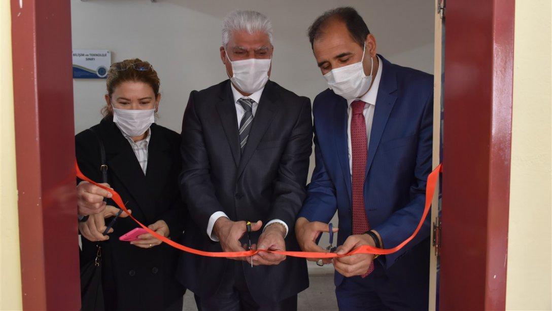 Mollaköy Ortaokulu'nda Kütüphane ve BT Sınıfının Açılışı Yapıldı