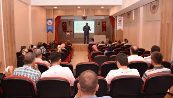 Erzincan Anadolu İmam Hatip Lisesinde Meslek Dersleri Öğretmenleri Seminer Çalışması Yapıldı