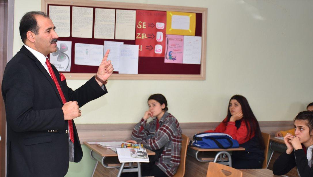 Müdürümüzden Atatürk MTAL 12. Sınıf Öğrencilerine Ziyaret