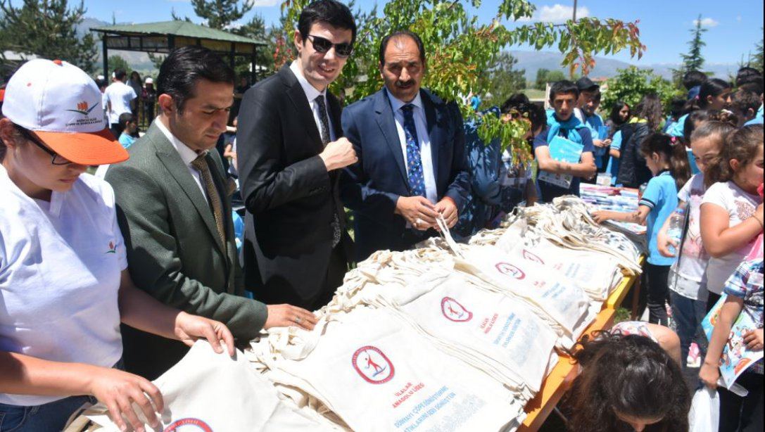 Ulalar Anadolu Lisesinden Sıfır Atık Projesine Destek