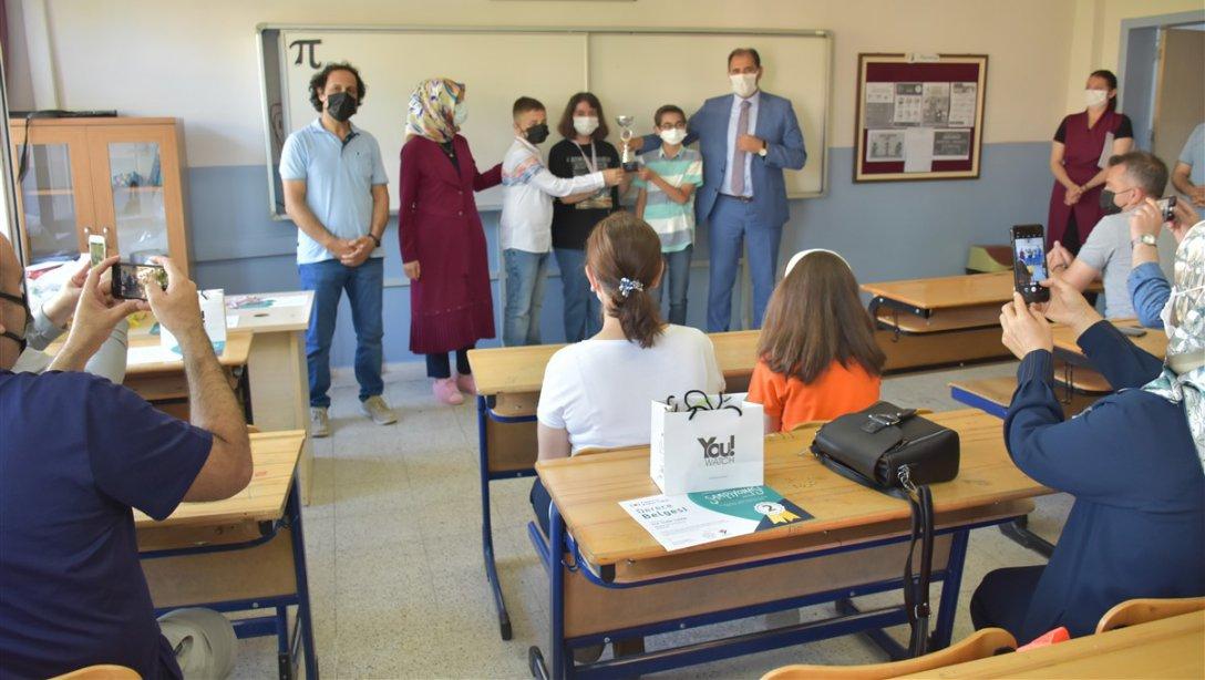 Türkiye Zekâ Oyunları Yarışmasında, Dereceye Giren Öğrencilere Ödülleri Verildi