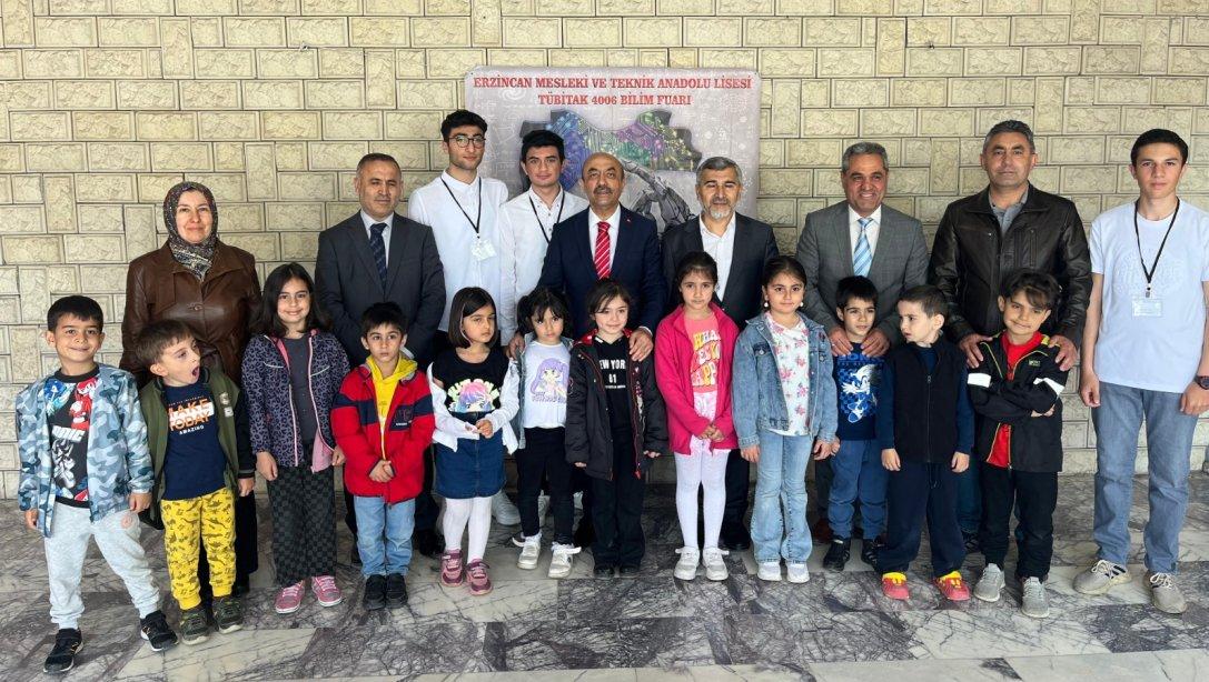 Erzincan Mesleki ve Teknik Anadolu Lisesi TÜBİTAK 4006 Bilim Fuarı Açılışı Gerçekleştirildi